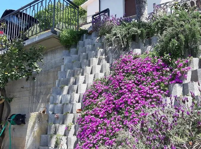 Mit Traumhafter Aussicht Apartman